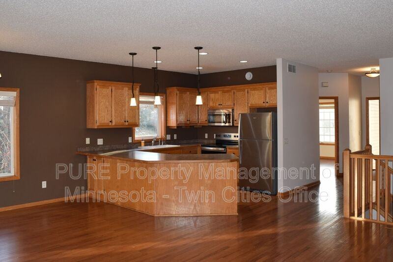 3181 Doneene Ln - Photo 5 of 26