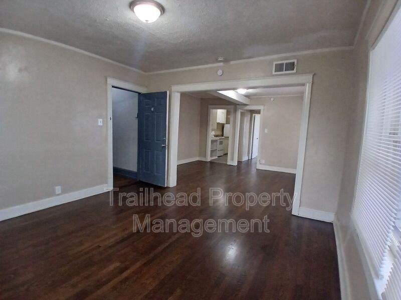 104 N Indiana Ave #1S - Photo 4 of 17