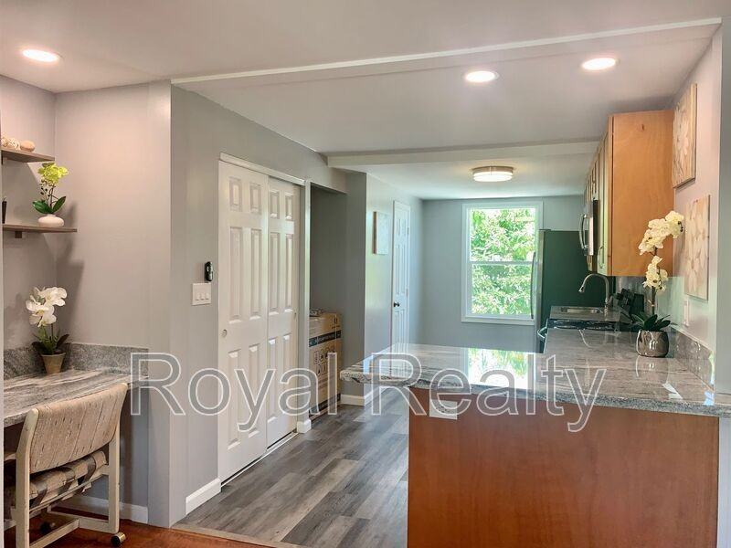 95-180 Hokuula Pl - Photo 3 of 20