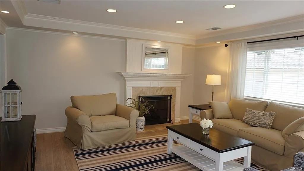 126 E Arthur Ave #NA - Photo 5 of 41