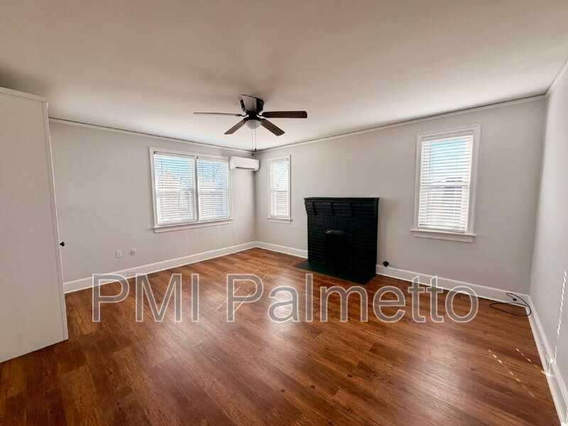 504 1/2 State St - Photo 3 of 16