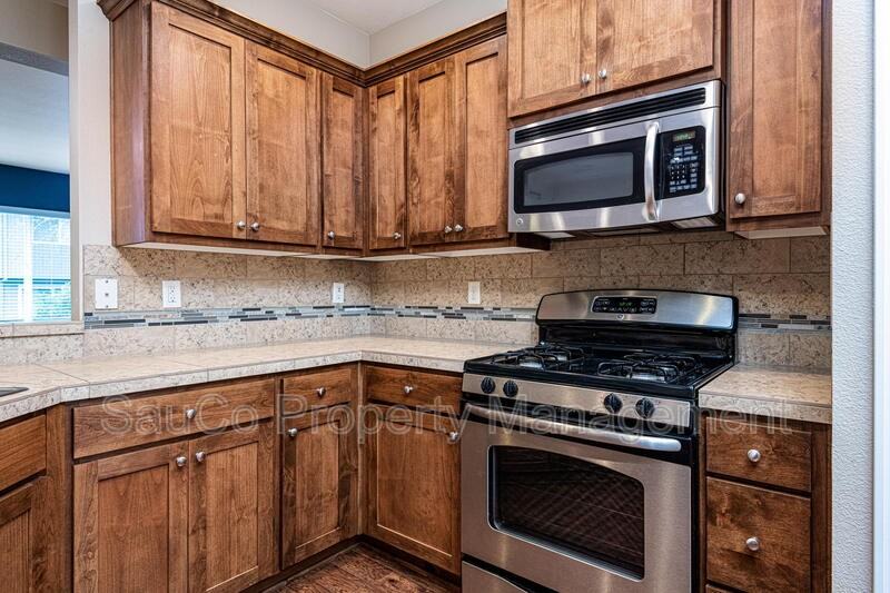 3949 Se Lone Oak St - Photo 7 of 30