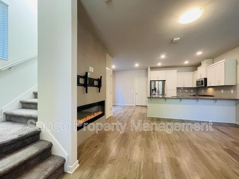 6473 Se Genrosa St - Photo 3 of 28