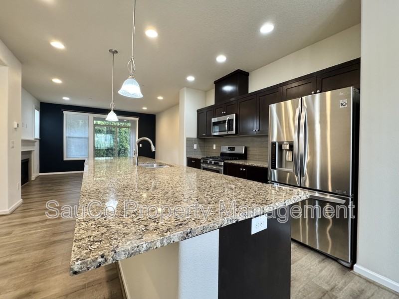 13558 Sw Beach Plum Ter - Photo 6 of 20