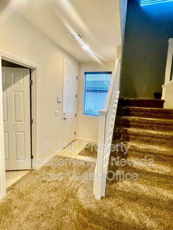 117 Castle Course Ave - Photo 4 of 48