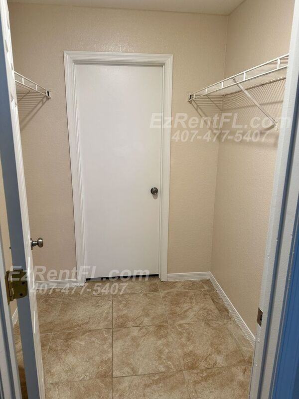 944 9th St - Photo 7 of 18