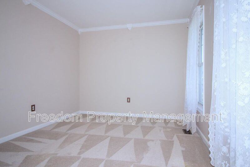 6540 Cottonwood Dr - Photo 4 of 30