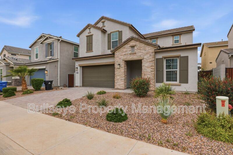 4858 E Shady Glen Ave - Photo 3 of 29