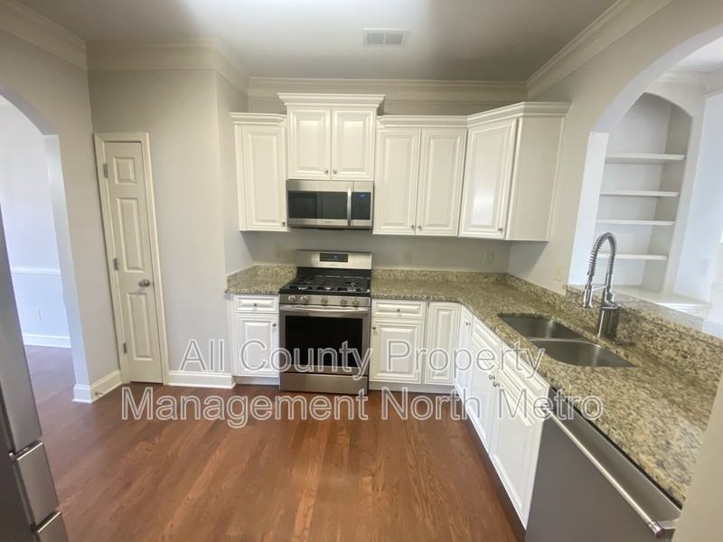 3911 High Dove Way Sw - Photo 3 of 27