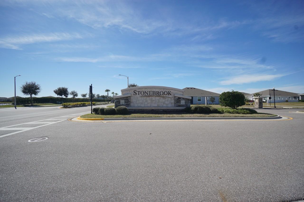 34480 Wynthorne Pl - Photo 2 of 37