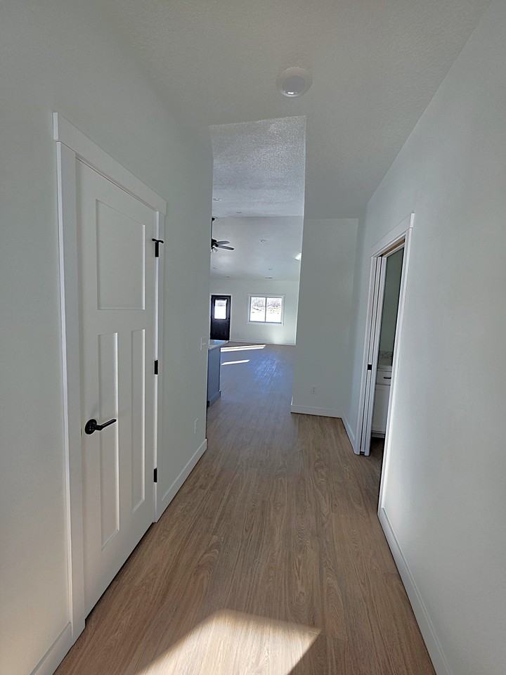 1225 Wisteria Ln - Photo 4 of 24