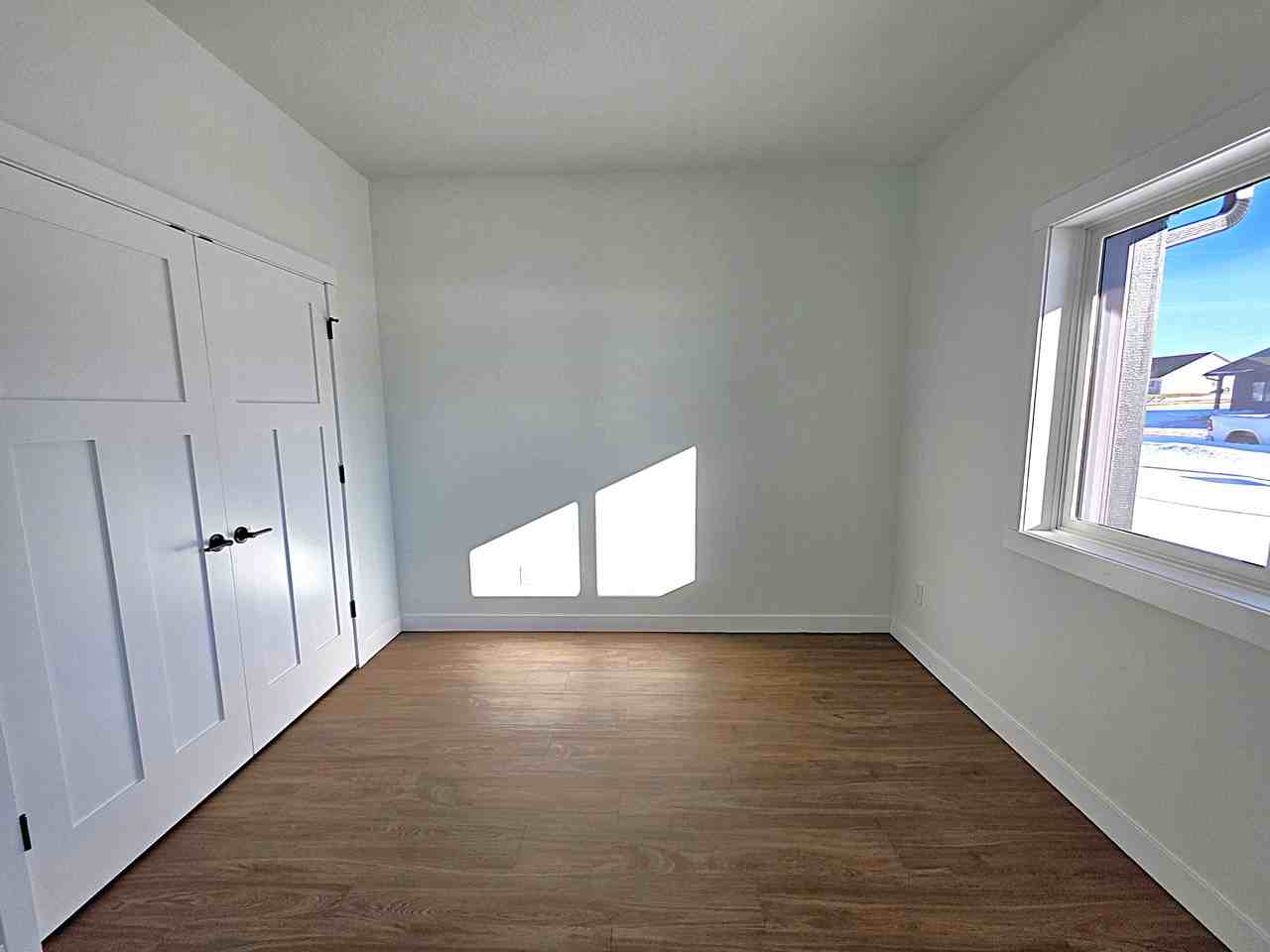 1227 Wisteria Ln - Photo 5 of 24