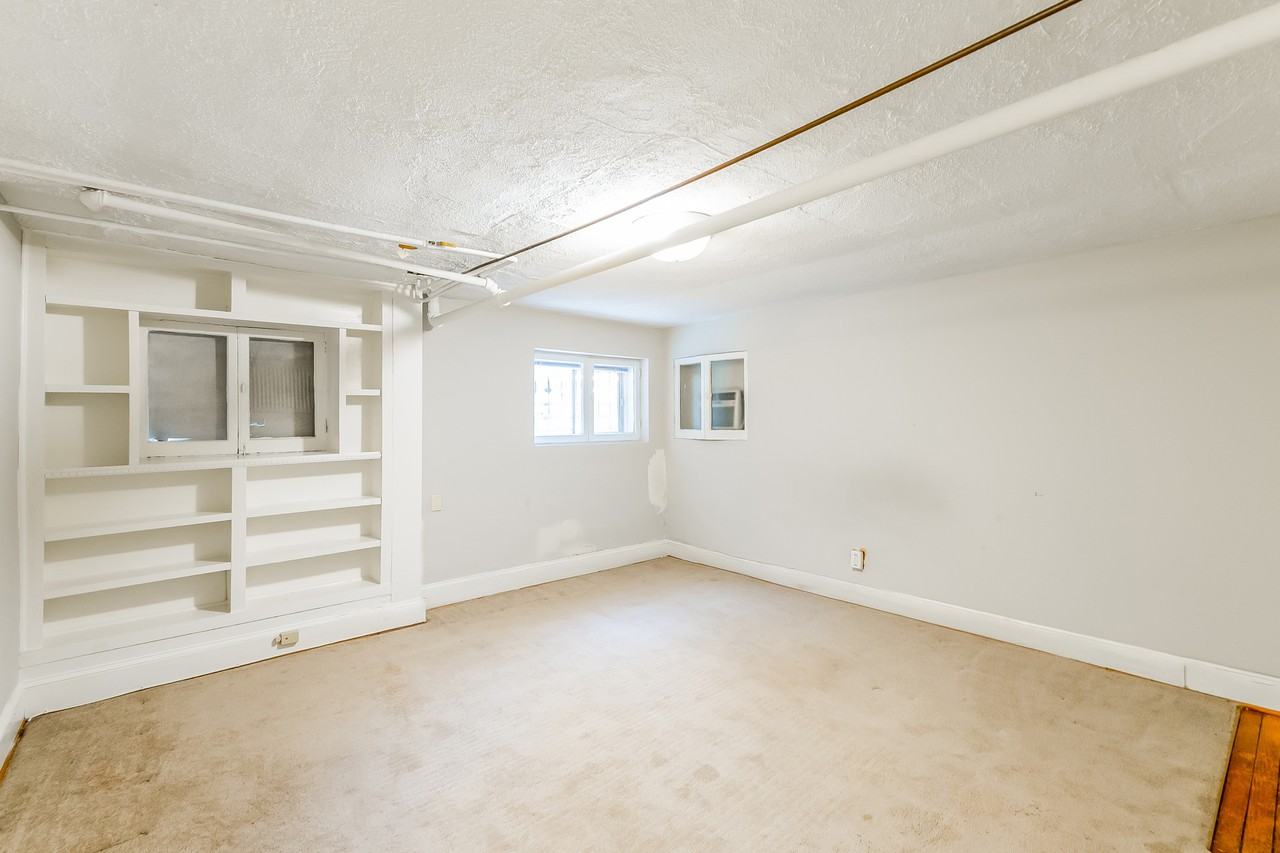 1832 Biltmore St Nw #B2 - Photo 4 of 9