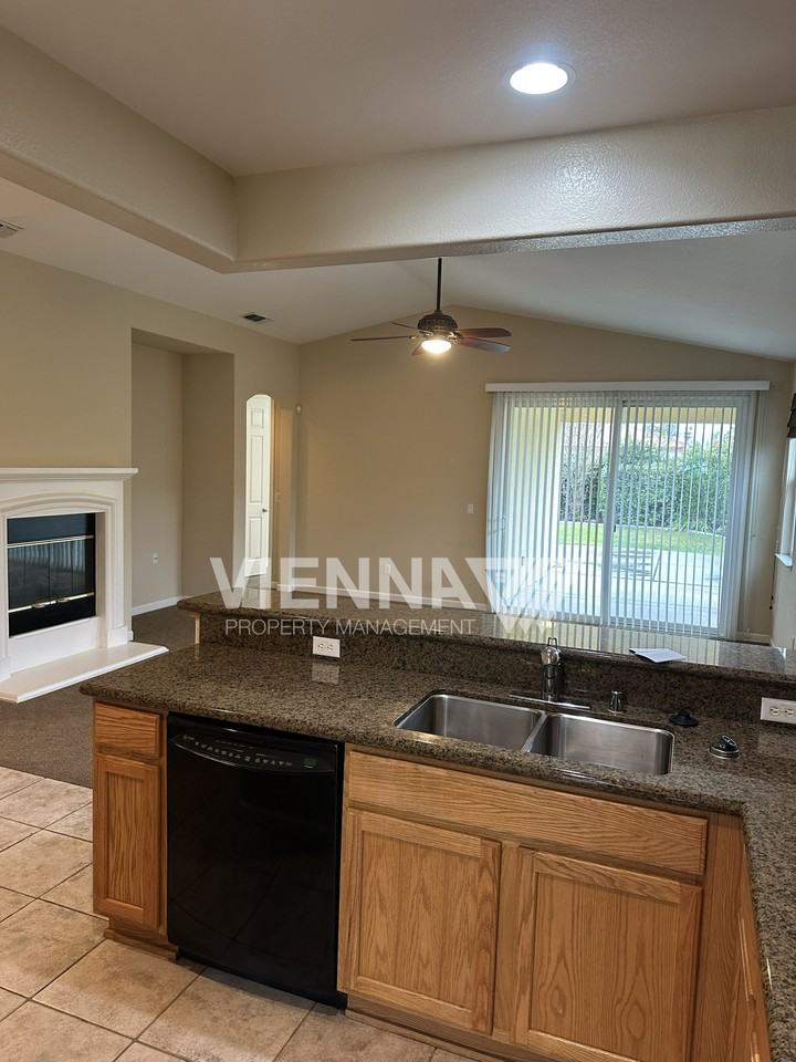 1851 Letterkenny Dr - Photo 6 of 20