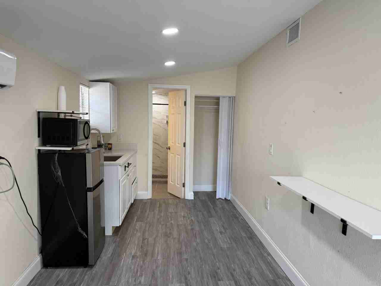 5620 1st St Rear - Photo 7 of 13