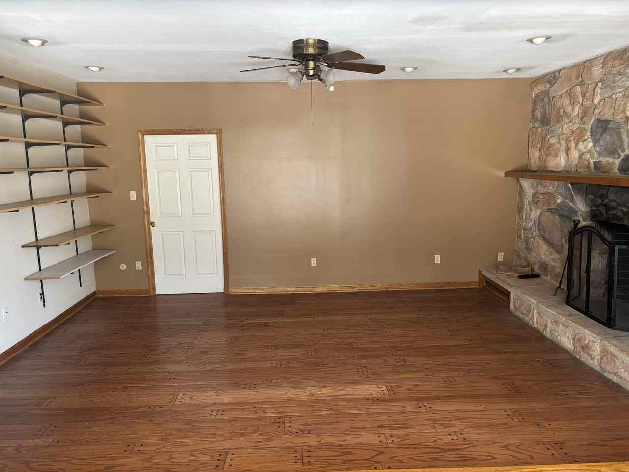 312 N Sandy Hill Rd - Photo 2 of 22