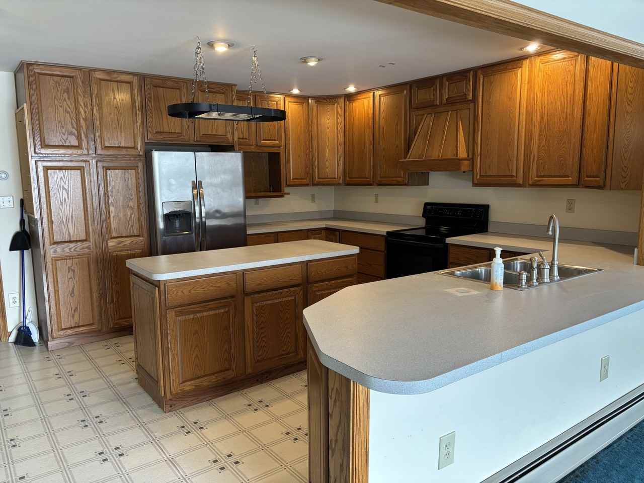 312 N Sandy Hill Rd - Photo 5 of 22