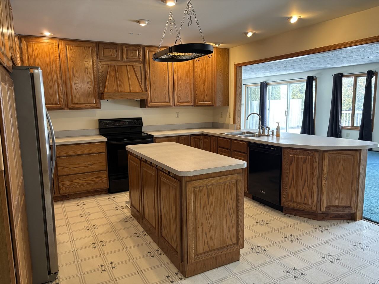 312 N Sandy Hill Rd - Photo 7 of 22