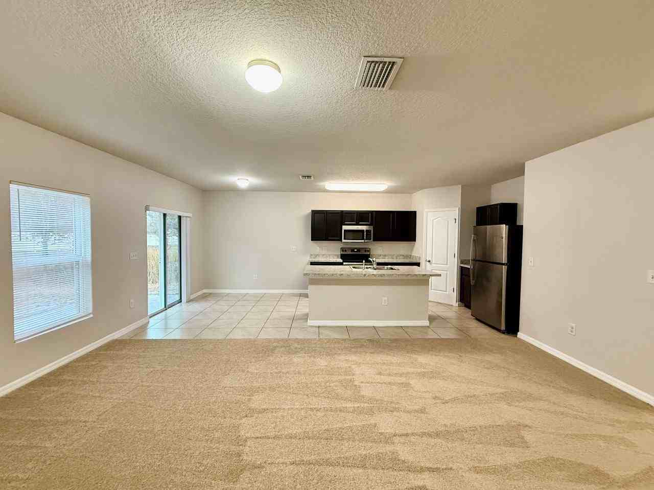 10113 Candleberry Woods Ln - Photo 5 of 34