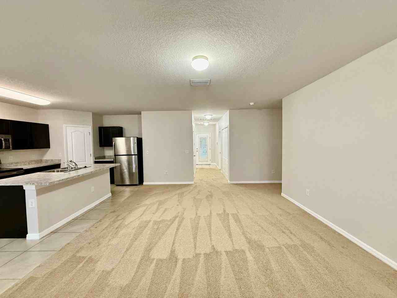 10113 Candleberry Woods Ln - Photo 7 of 34