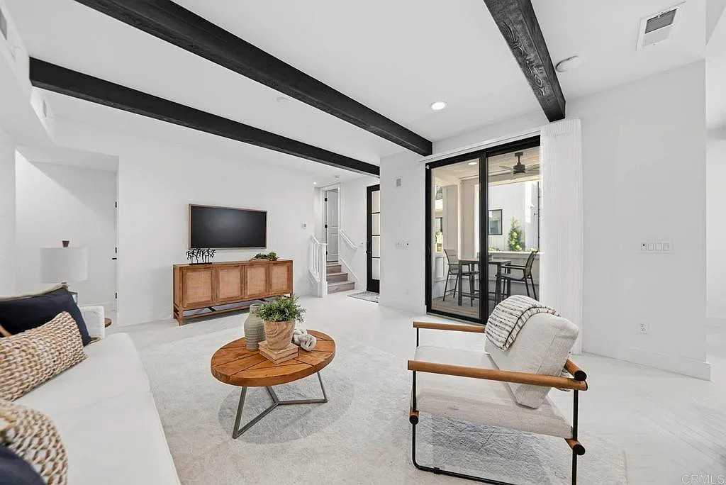 1603 San Remo Pl #105 - Photo 6 of 29