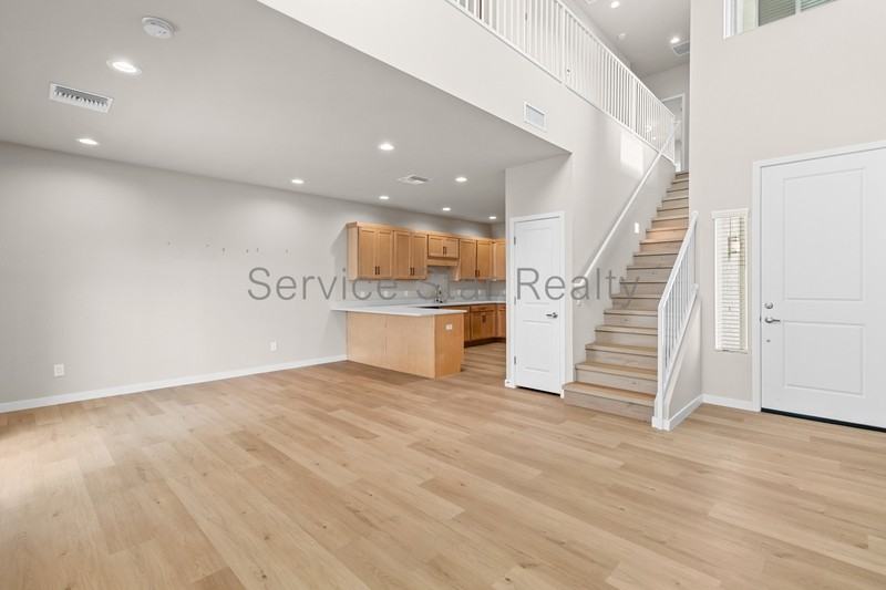 2030 E Michigan Ave #1 - Photo 6 of 29