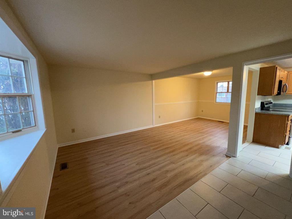 1795 Harvest Dr - Photo 6 of 19