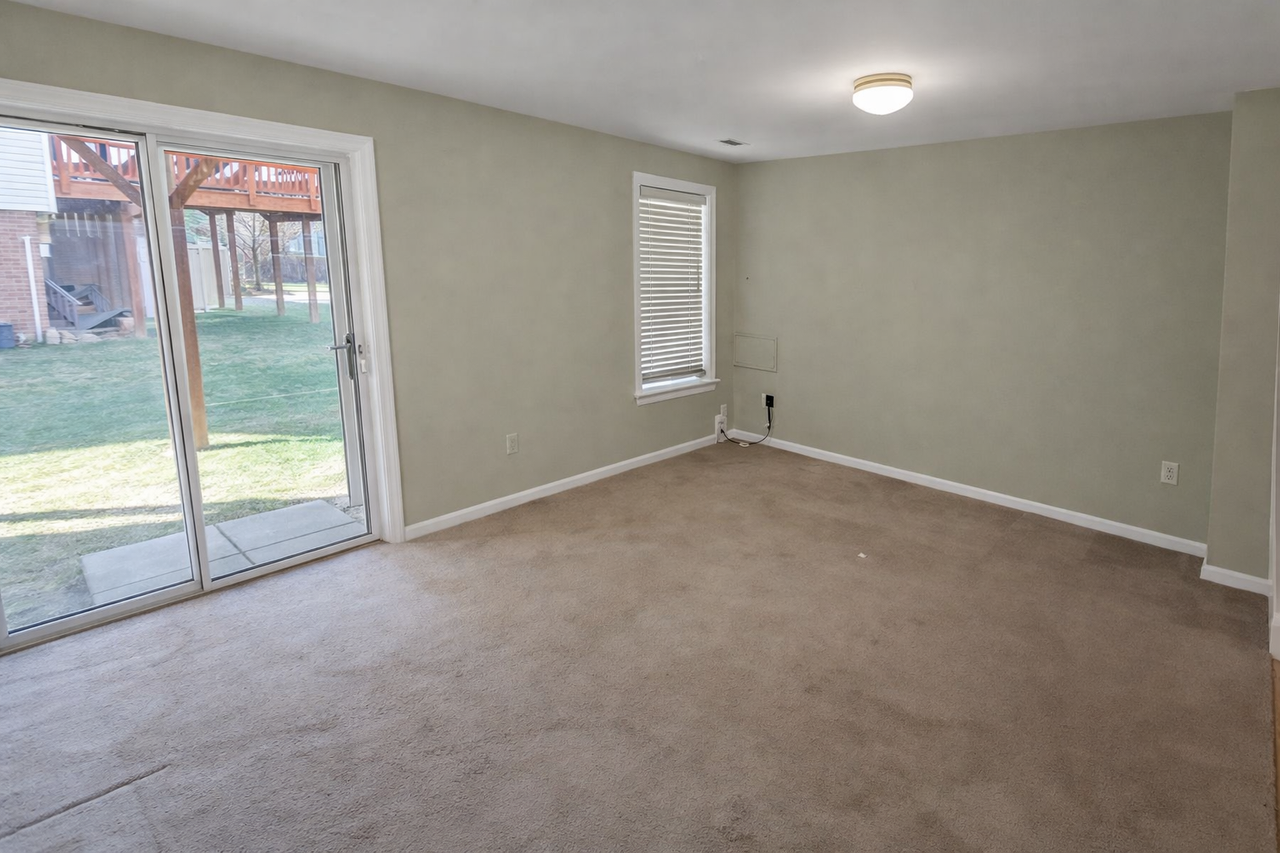 4 Elm Tree Ct - Photo 4 of 23