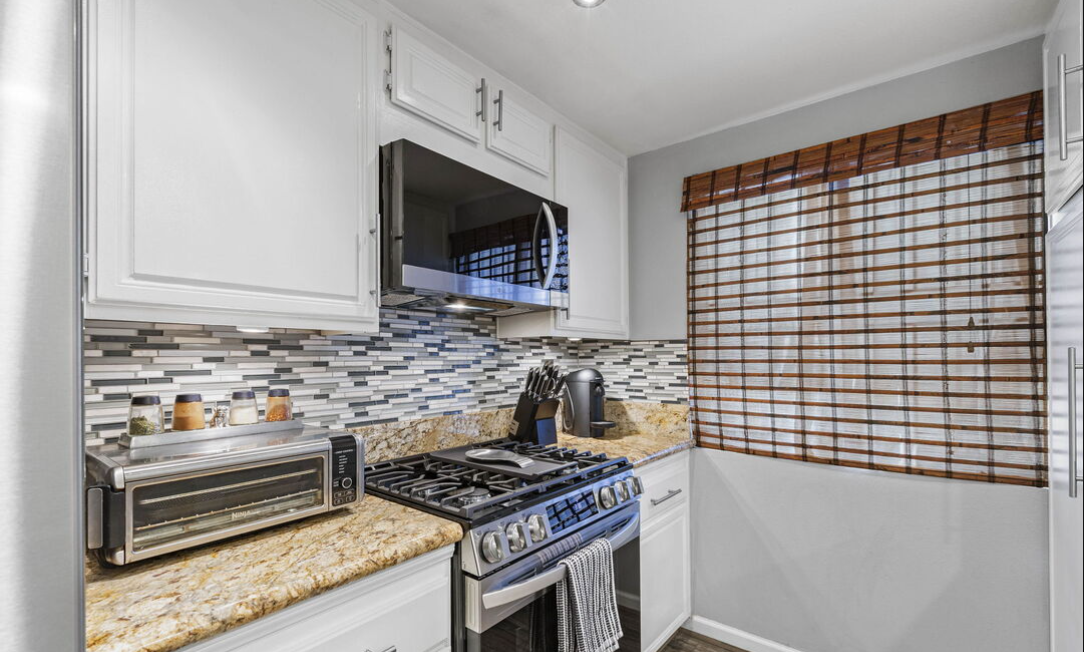 5036 E Echo St #1 - Photo 4 of 11