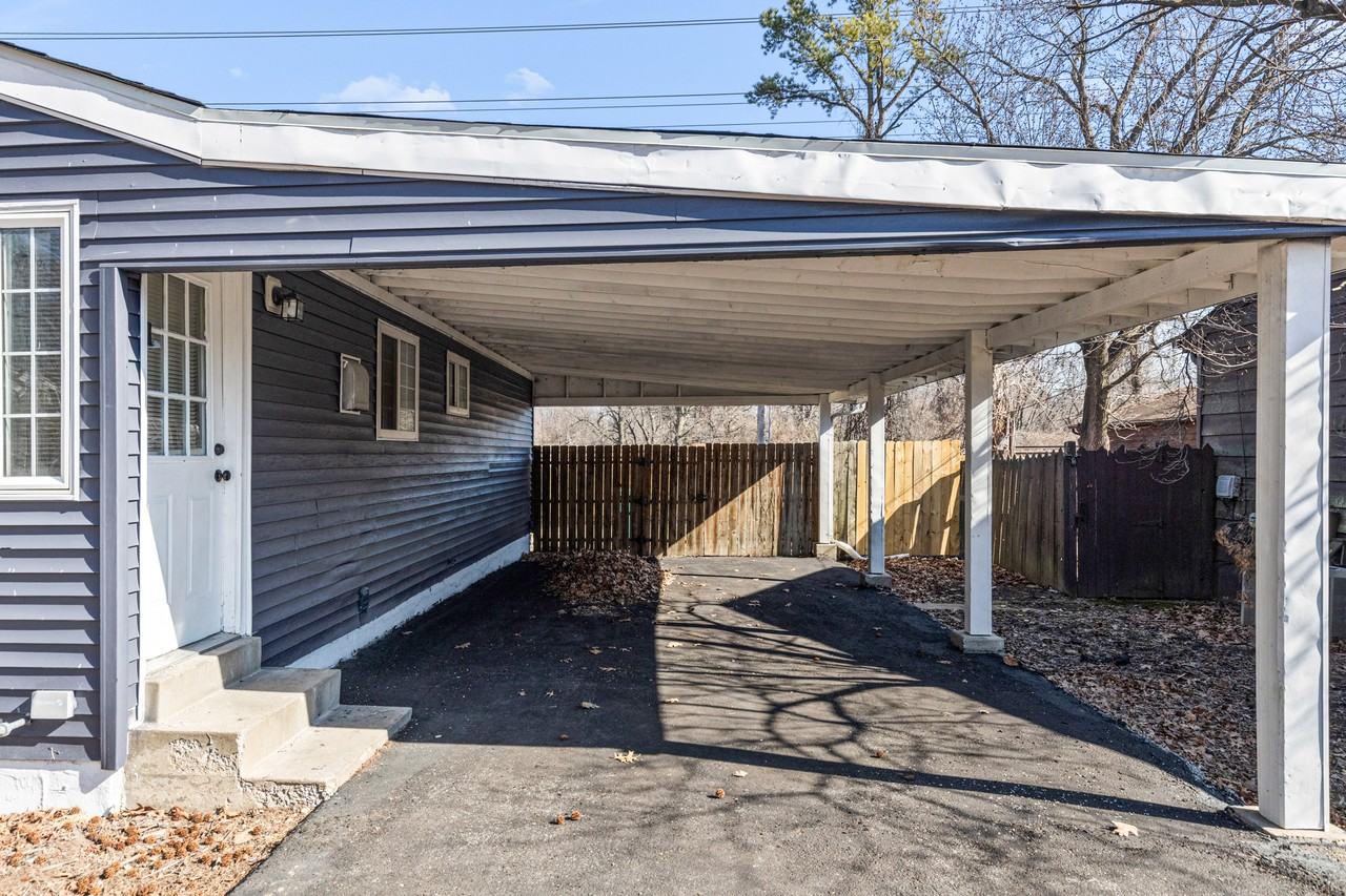 11942 Criterion Ave - Photo 3 of 20