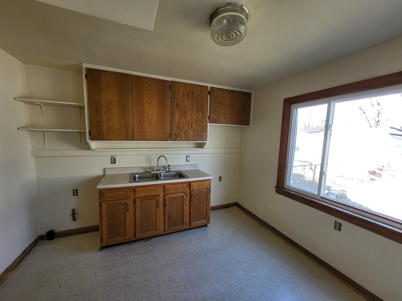 32256 Oscoda Ct - Photo 7 of 12