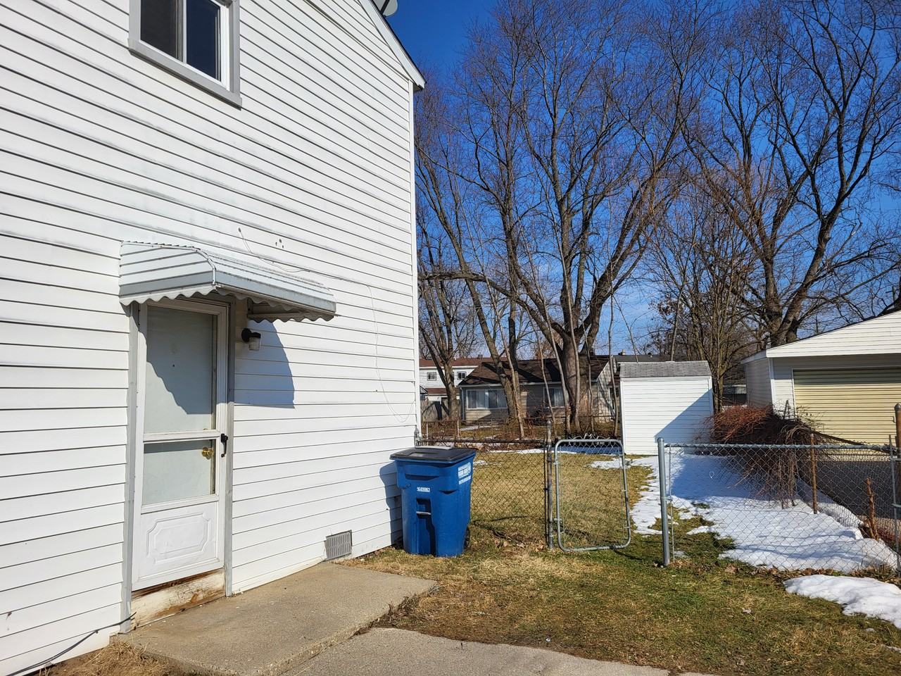 32256 Oscoda Ct - Photo 4 of 12