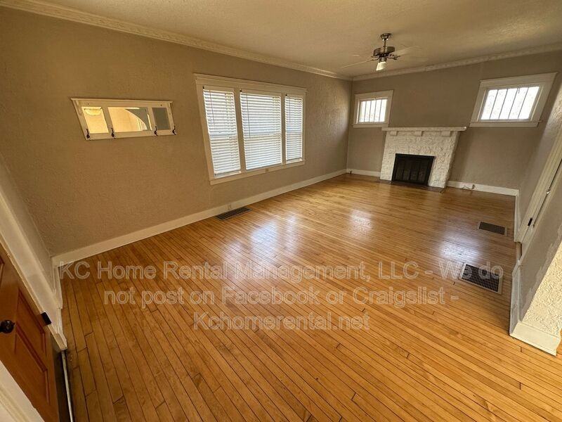 10116 Johnson Dr - Photo 4 of 36