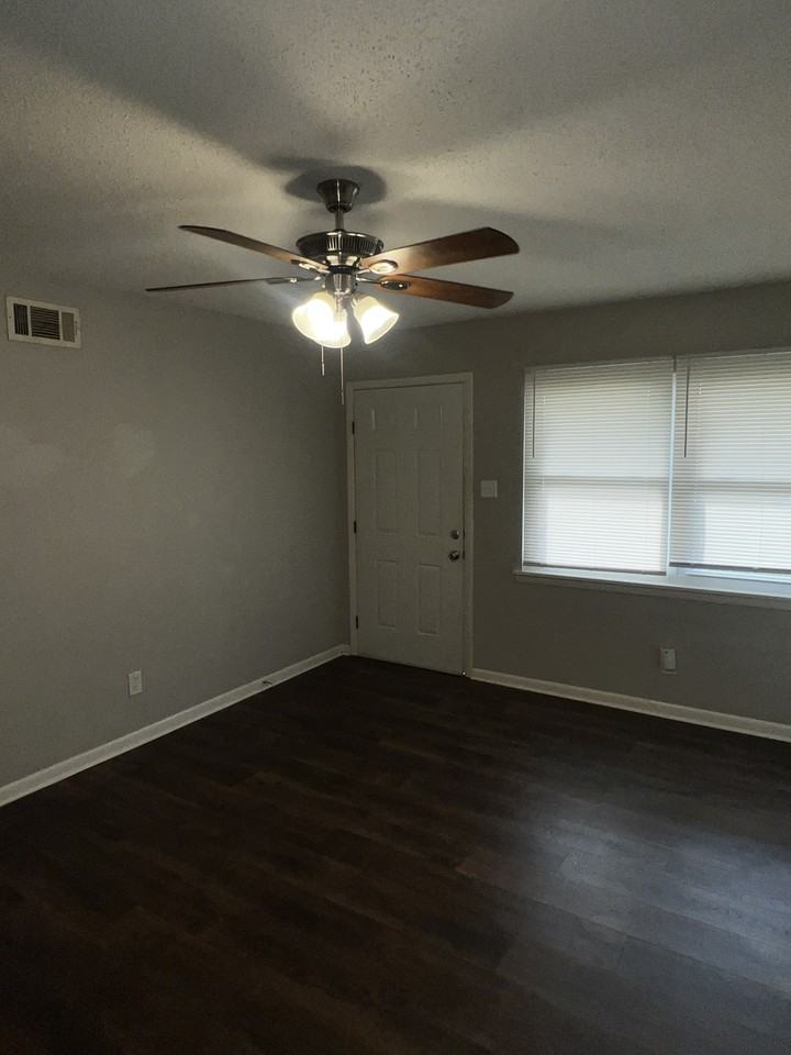 16 Oakview Dr - Photo 4 of 16