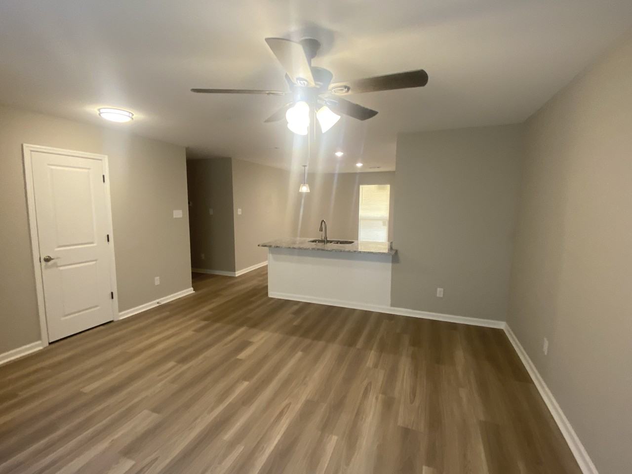 1307 Lee Mac Dr - Photo 3 of 14