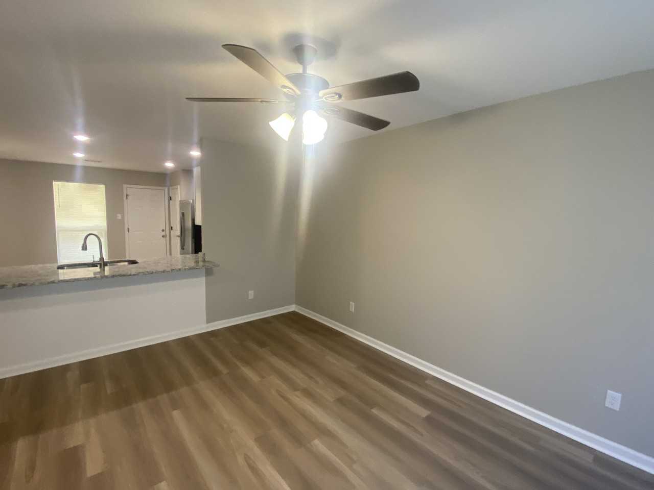 1307 Lee Mac Dr - Photo 4 of 14