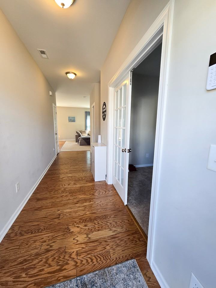 1505 Tawny View Ln - Photo 4 of 49