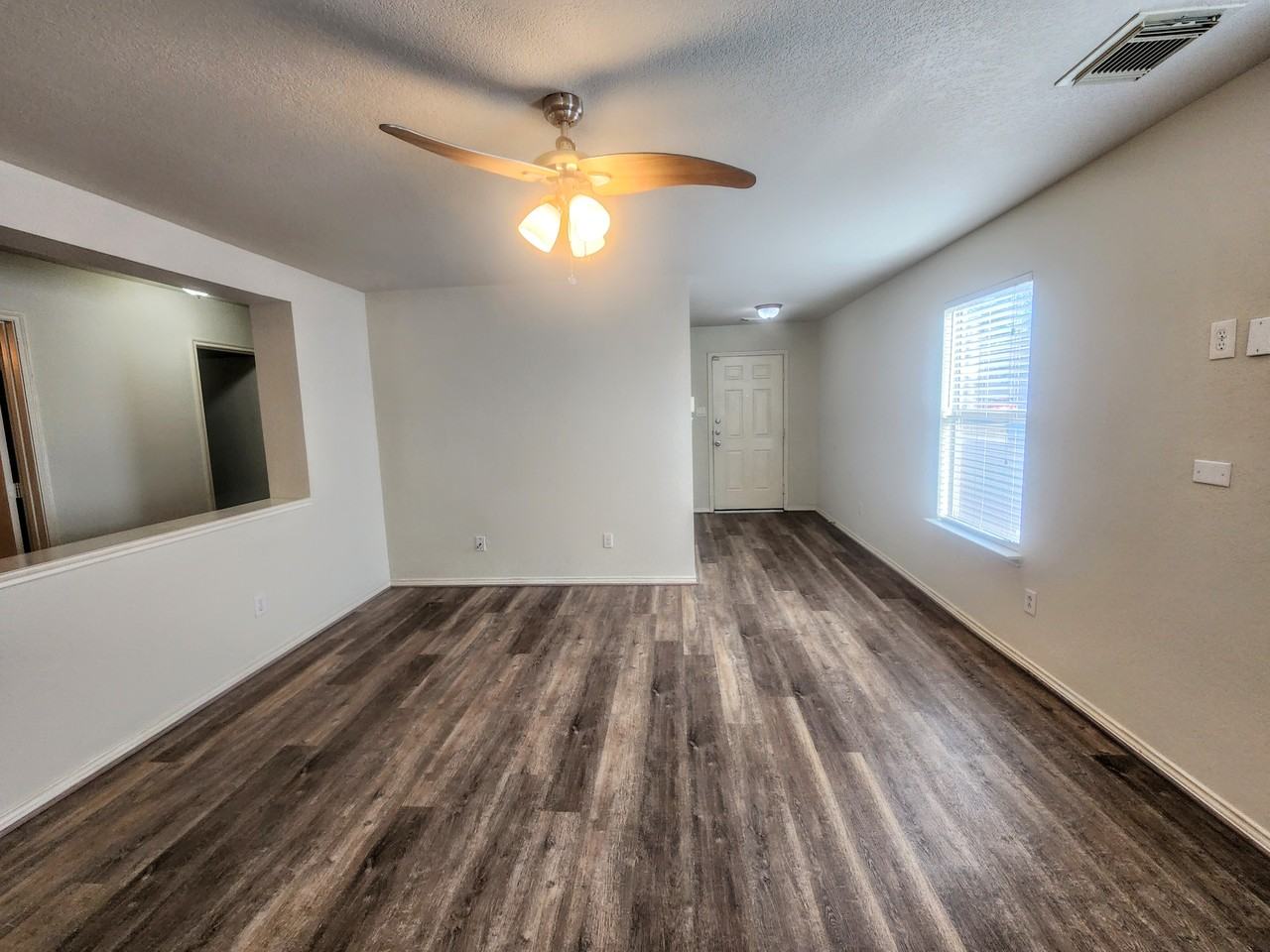 6527 Fairbrook Park Ln - Photo 5 of 33