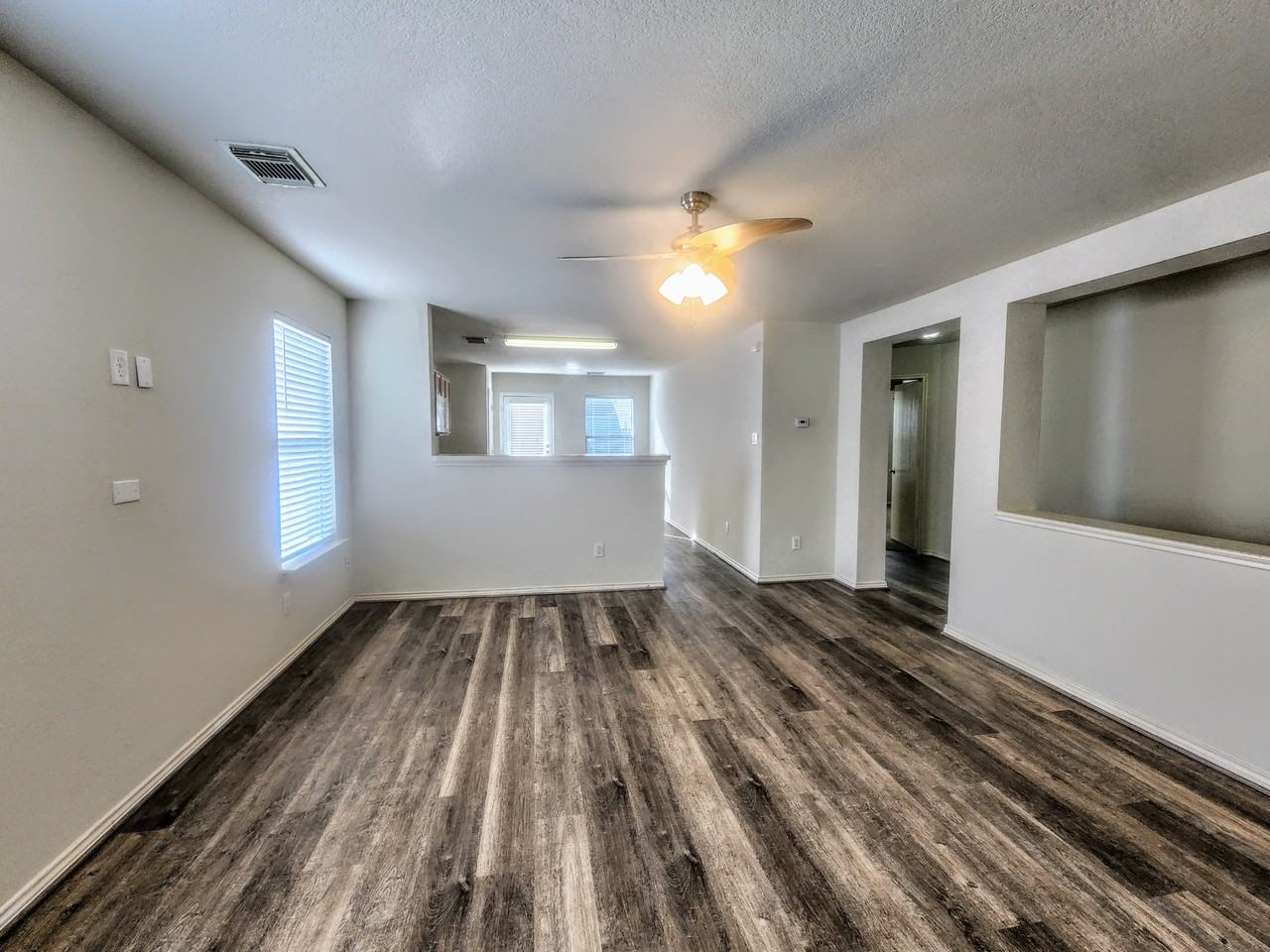 6527 Fairbrook Park Ln - Photo 6 of 33