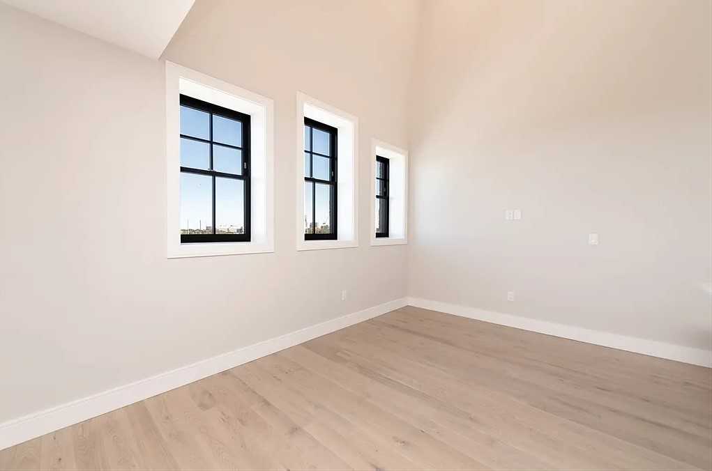 48 Franklin St #402 - Photo 3 of 12