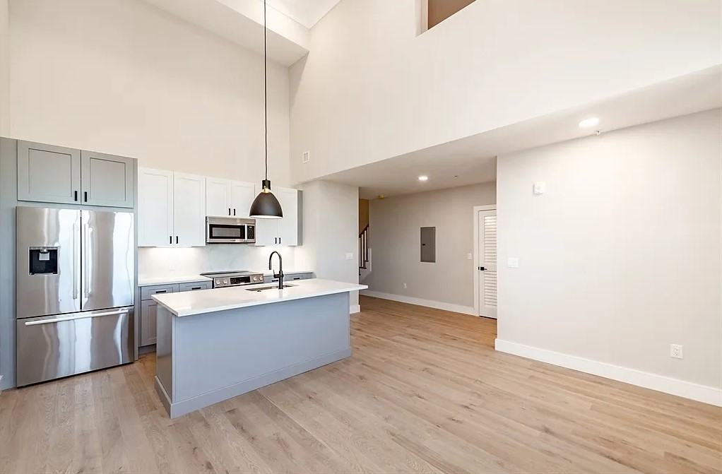 48 Franklin St #402 - Photo 6 of 12