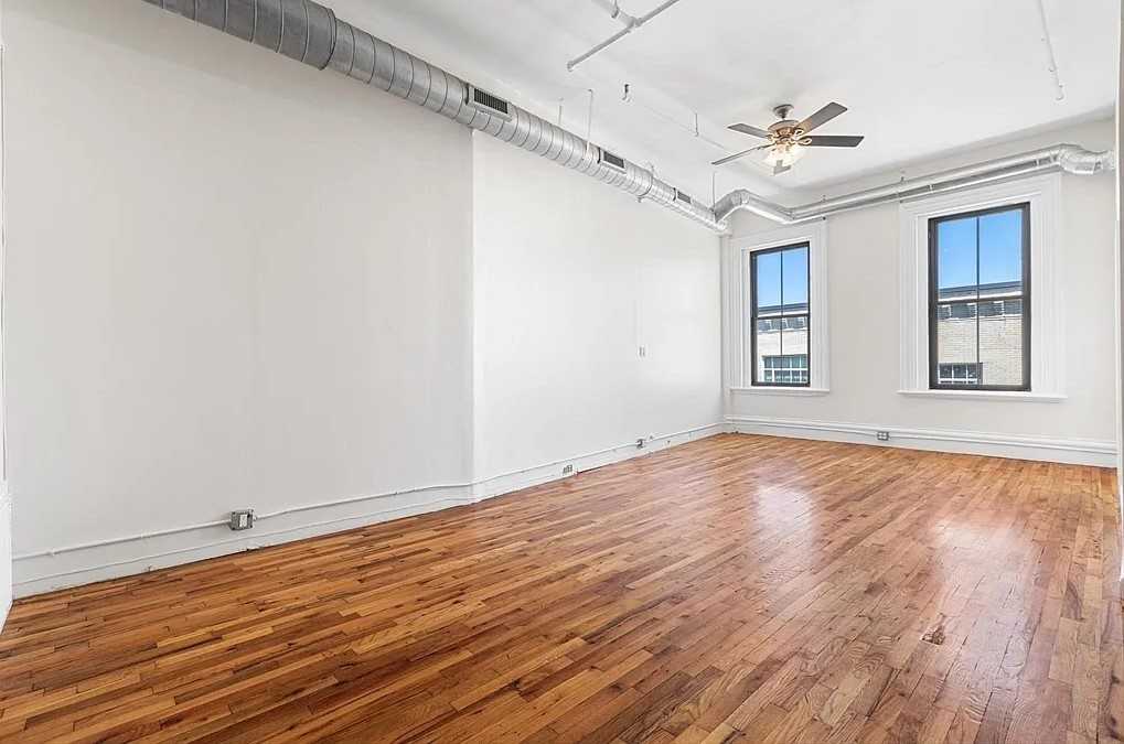 10 Williams St #47 - Photo 7 of 14