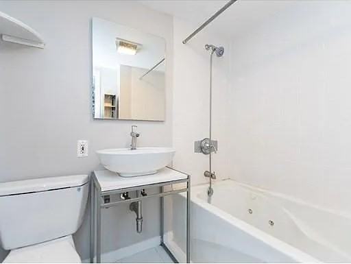 19 Winchester St - Photo 6 of 14