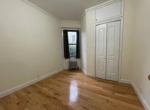 2106 35th St #3C - Photo 5 of 8