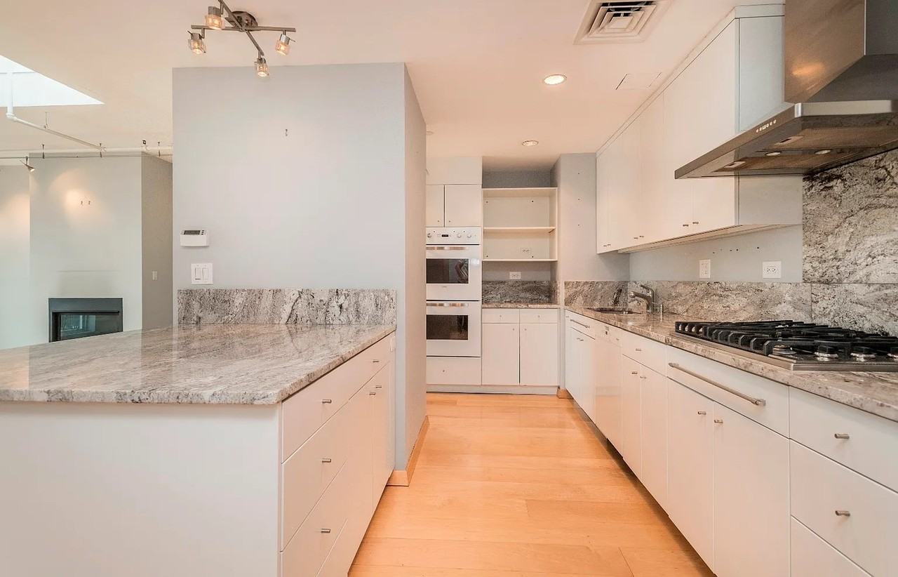 25 Channel Ctr St #204 - Photo 2 of 14