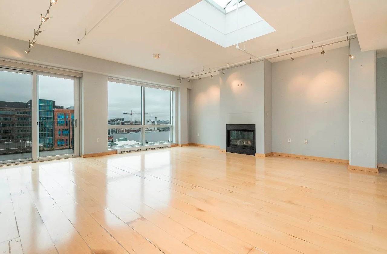 25 Channel Ctr St #204 - Photo 4 of 14