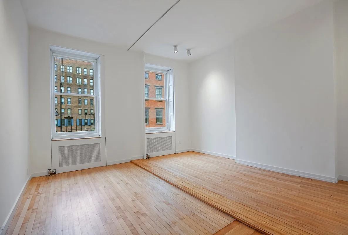 32 E 4th St #3 - Photo 2 of 7