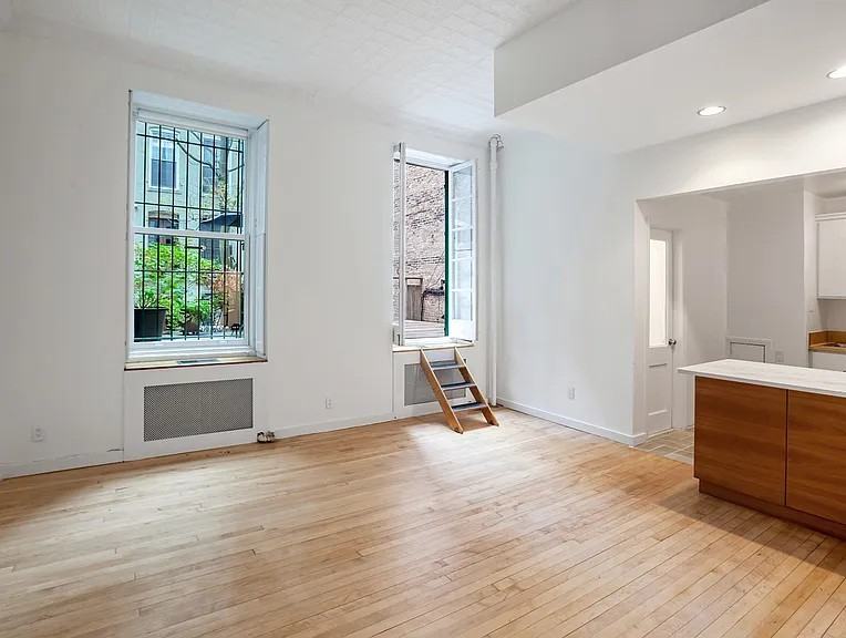 32 E 4th St #3 - Photo 3 of 7