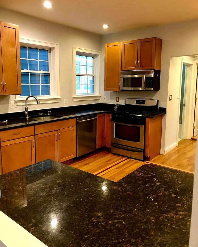 34 Elmwood St #1 - Photo 3 of 13