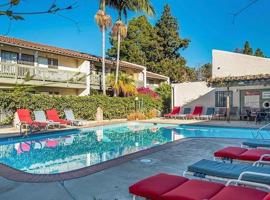 featured image of 37 Dearborn Pl #77